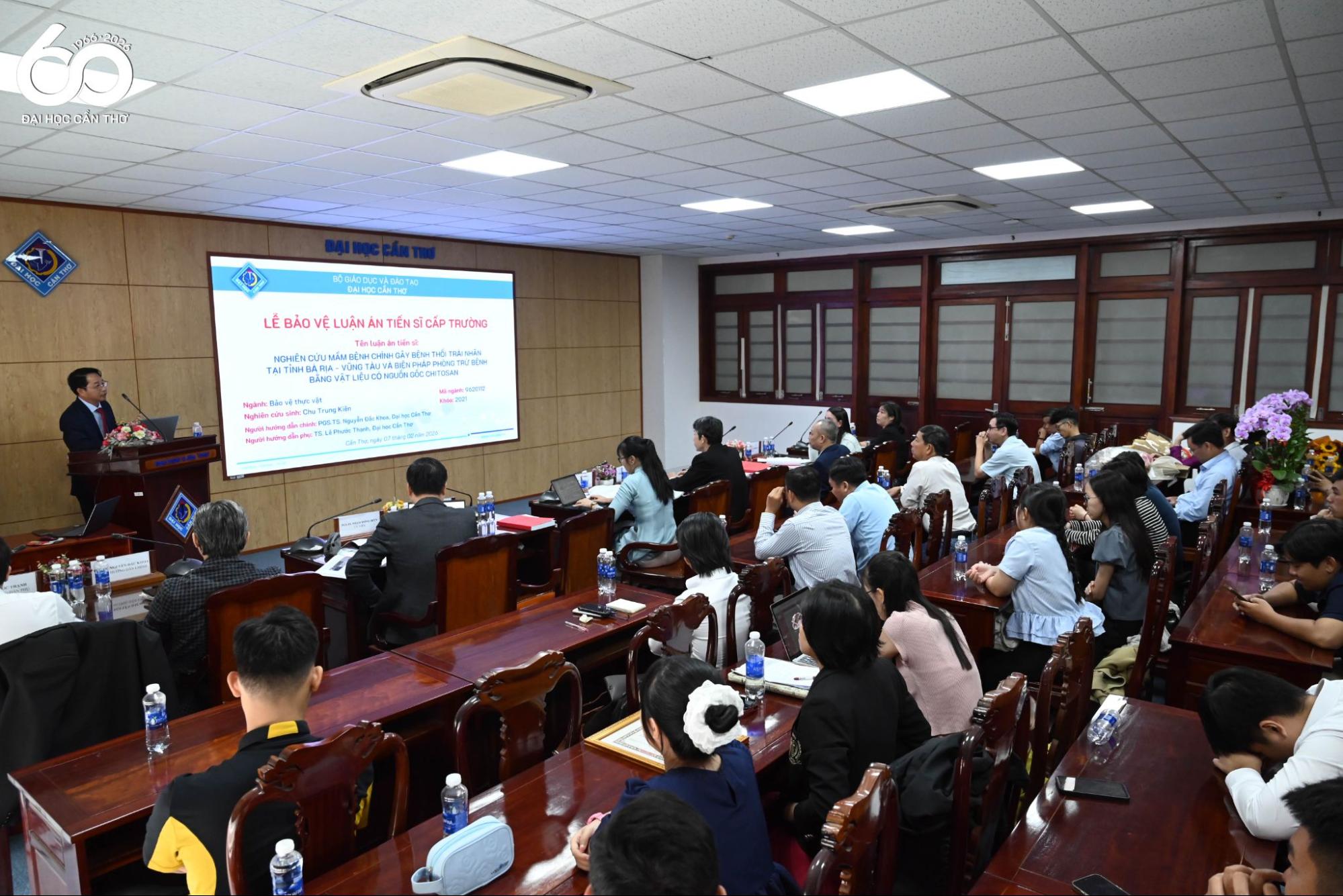 Toàn cảnh buổi lễ bảo vệ luận án