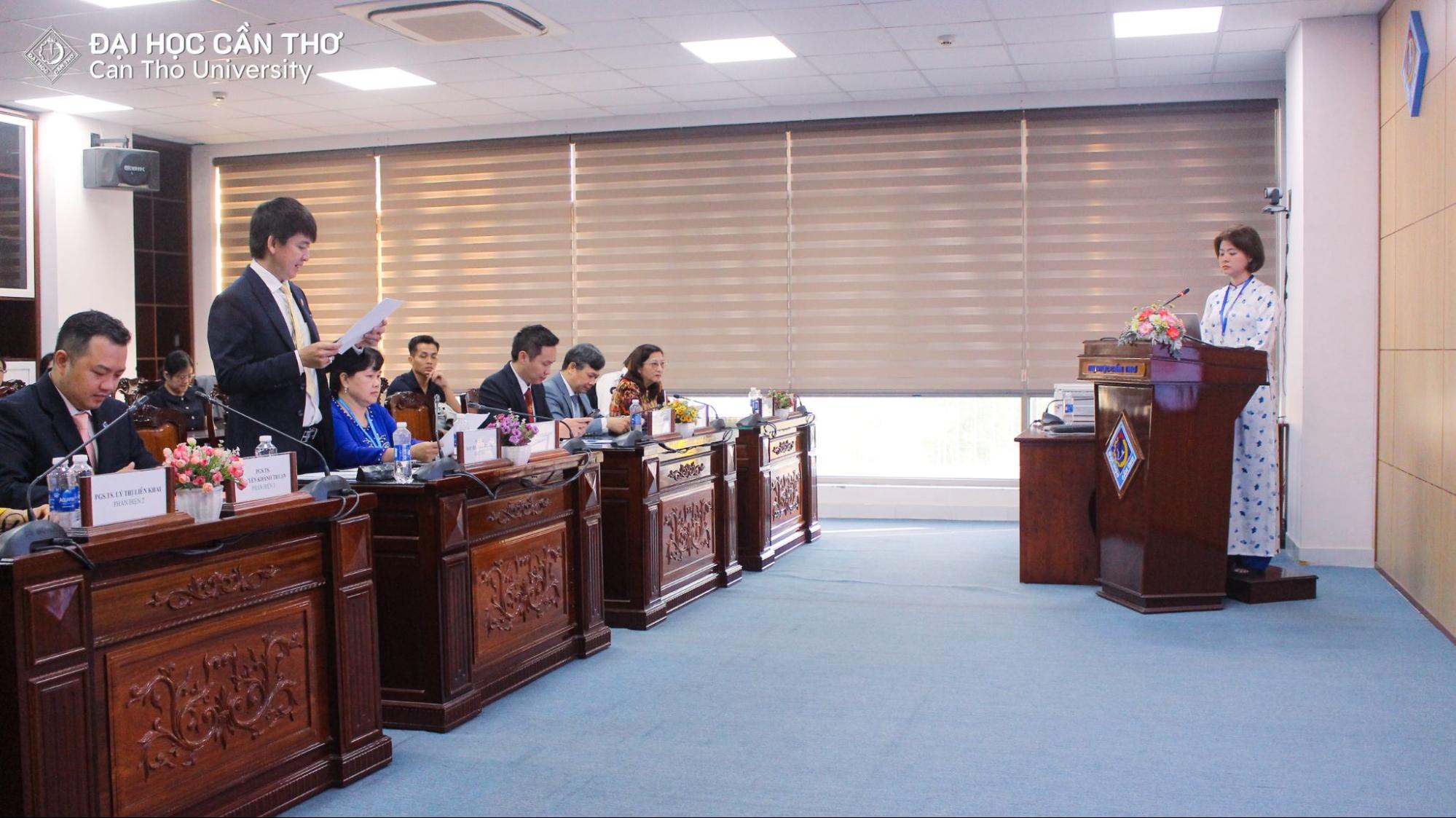 Toàn cảnh lễ bảo vệ