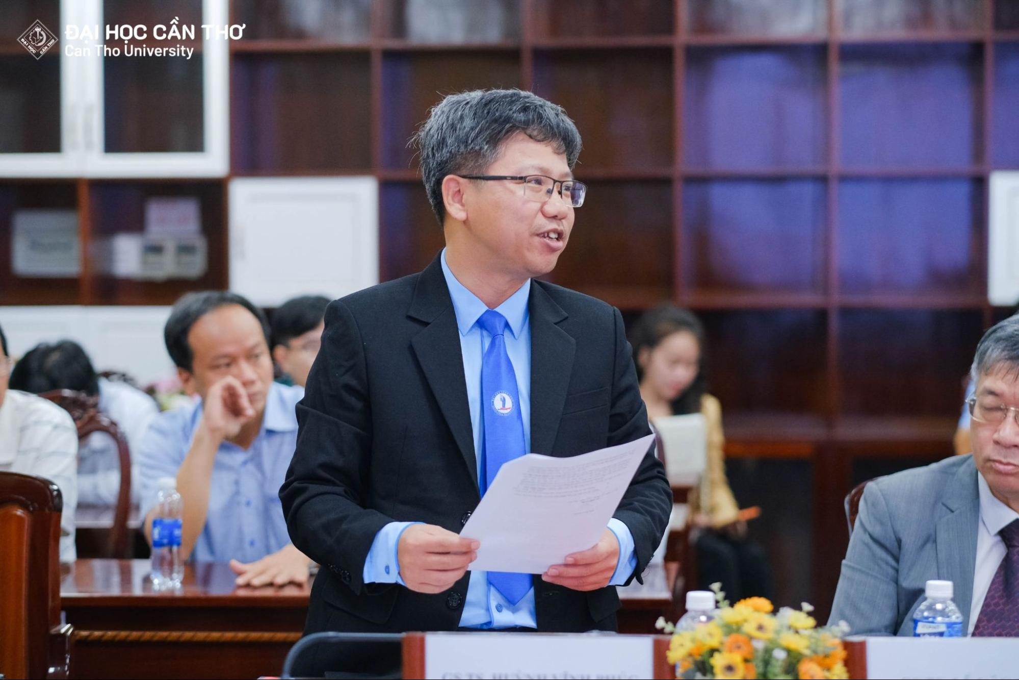 Hội đồng góp ý