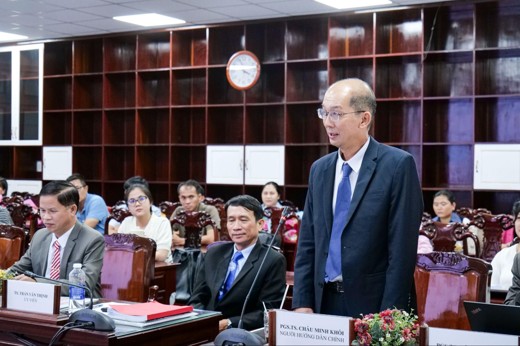 Hội đồng góp ý