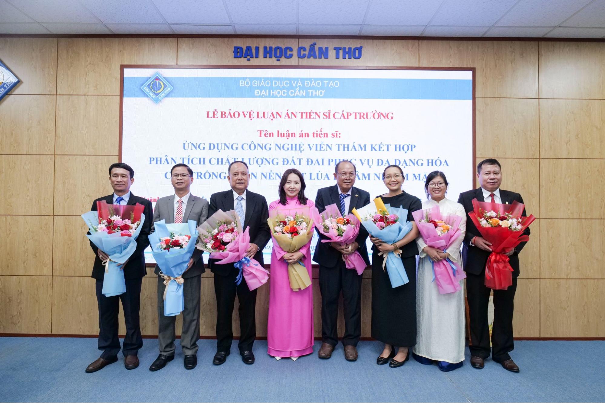 Hình ảnh khác
