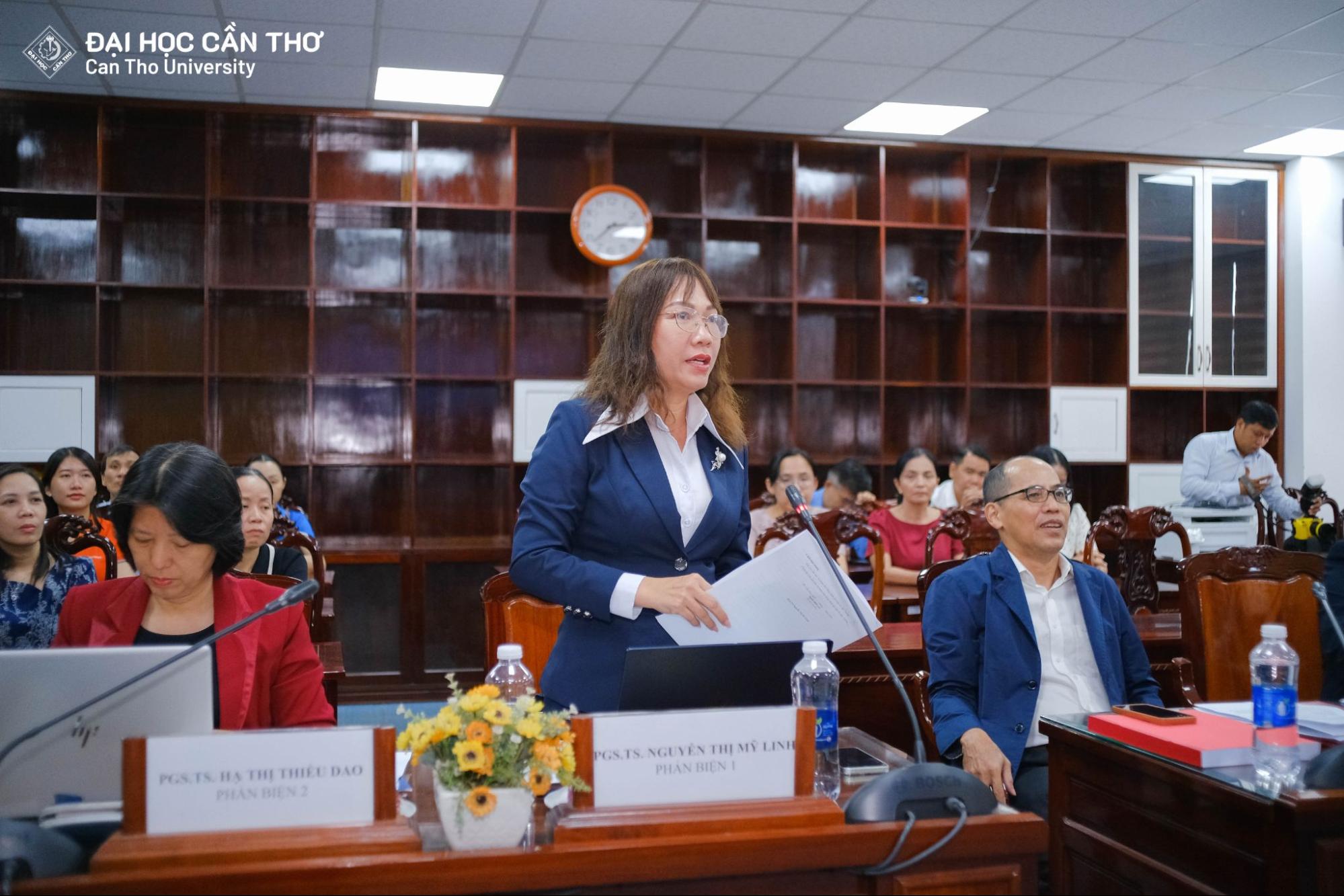 Hội đồng góp ý