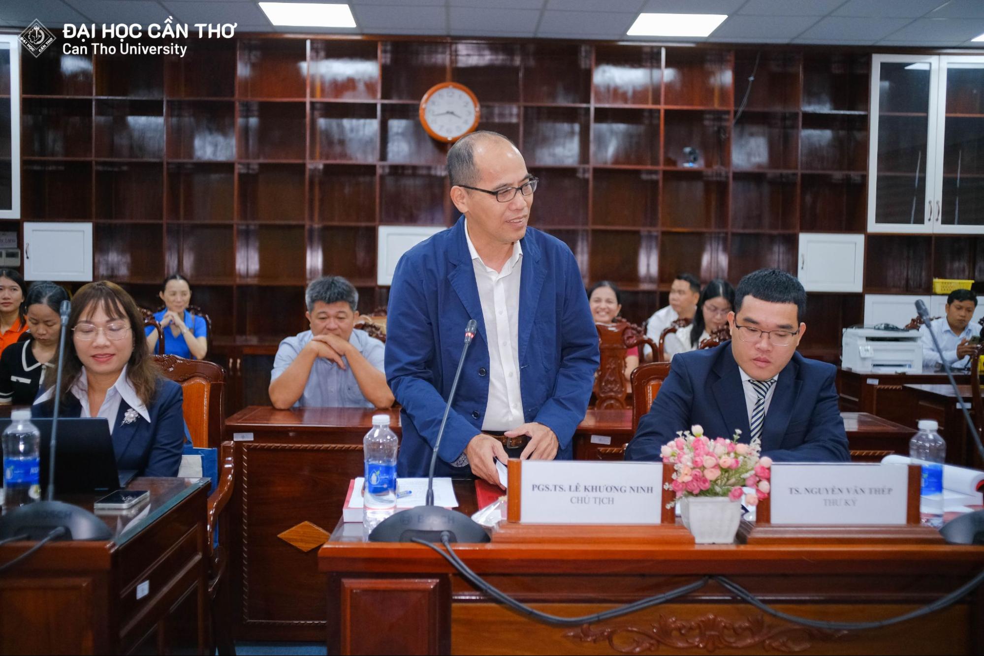 Hội đồng góp ý