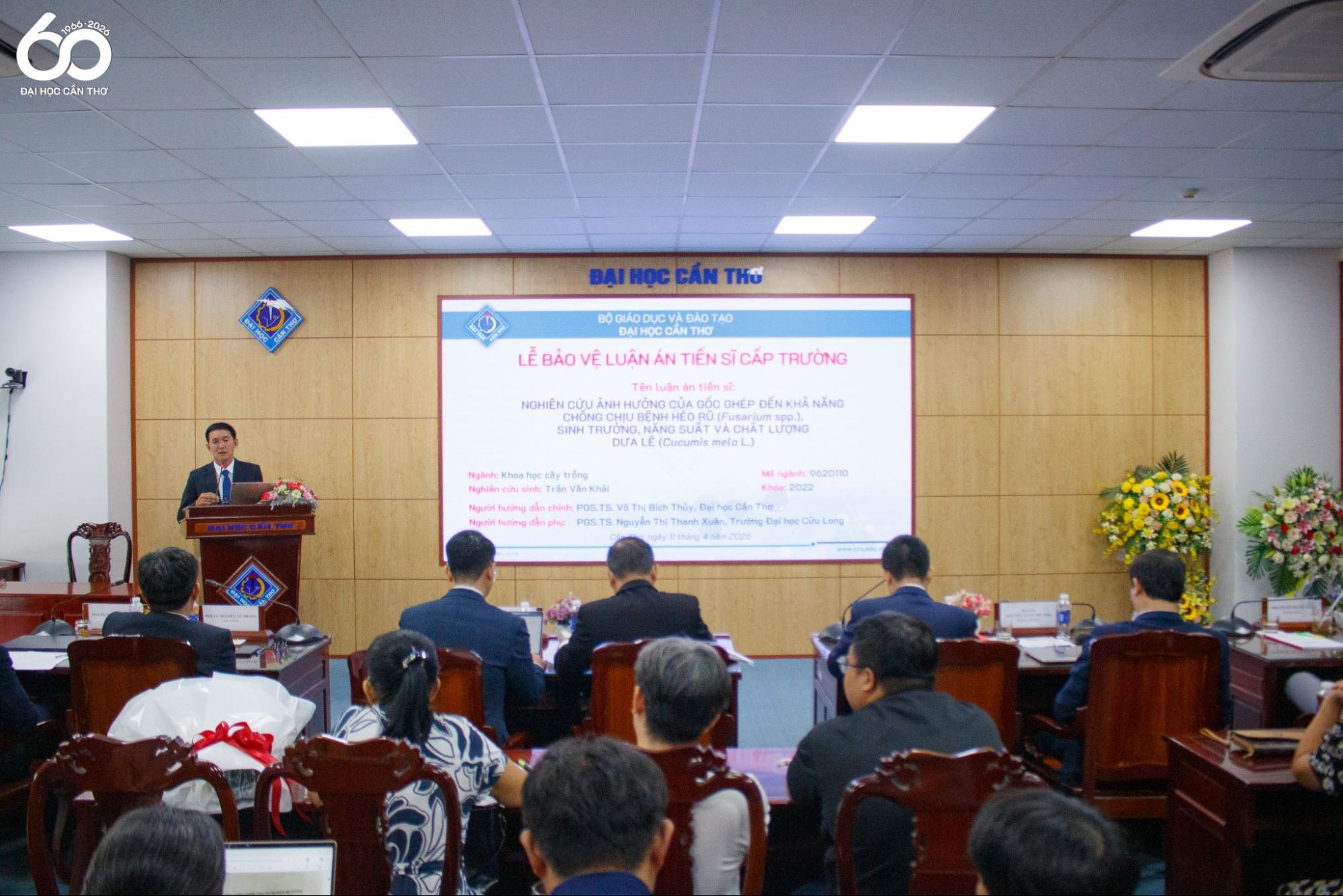 Tổng quan buổi bảo vệ luận án Tiến sĩ