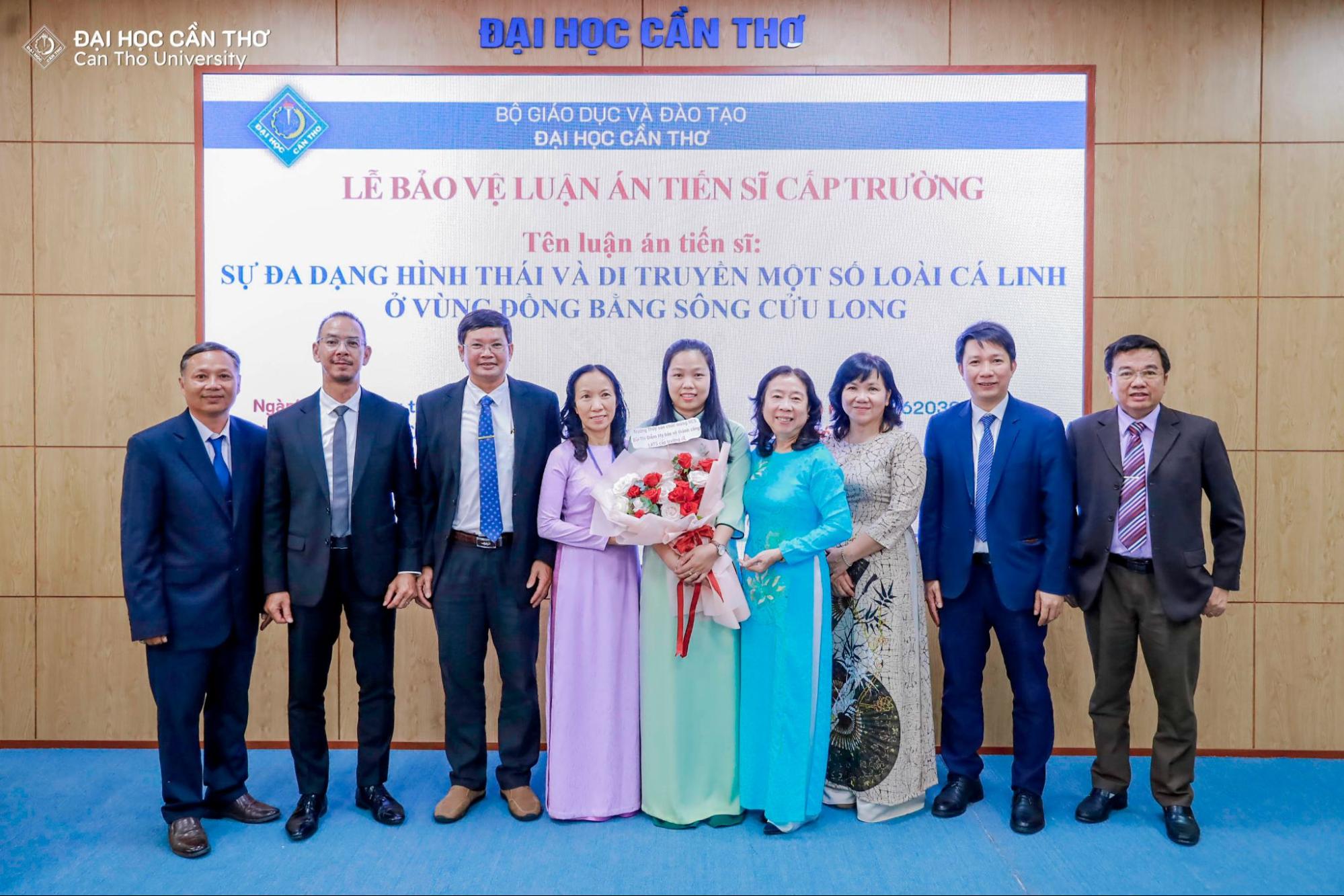 Hình ảnh buổi bảo vệ